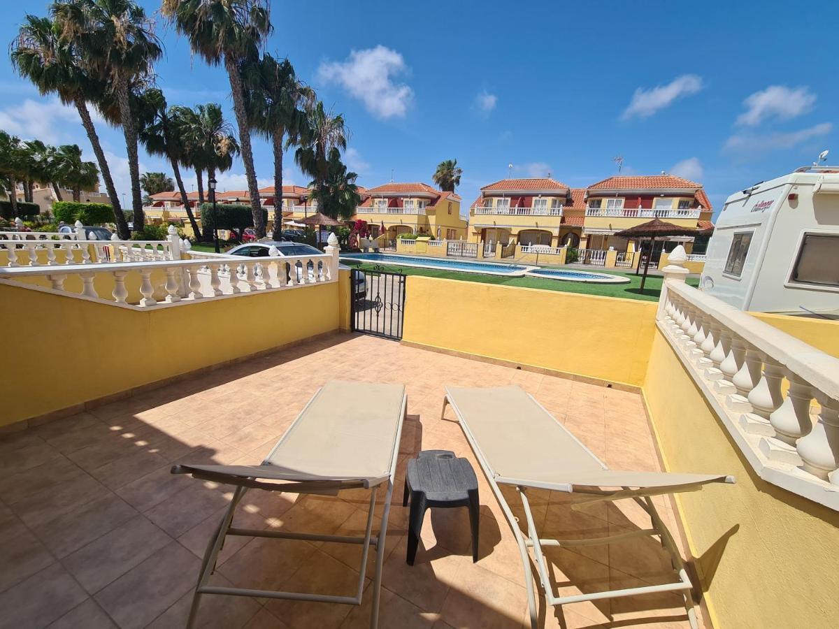 2 Bedroom Property In Closed Urbanisation Torrevieja Eksteriør bilde