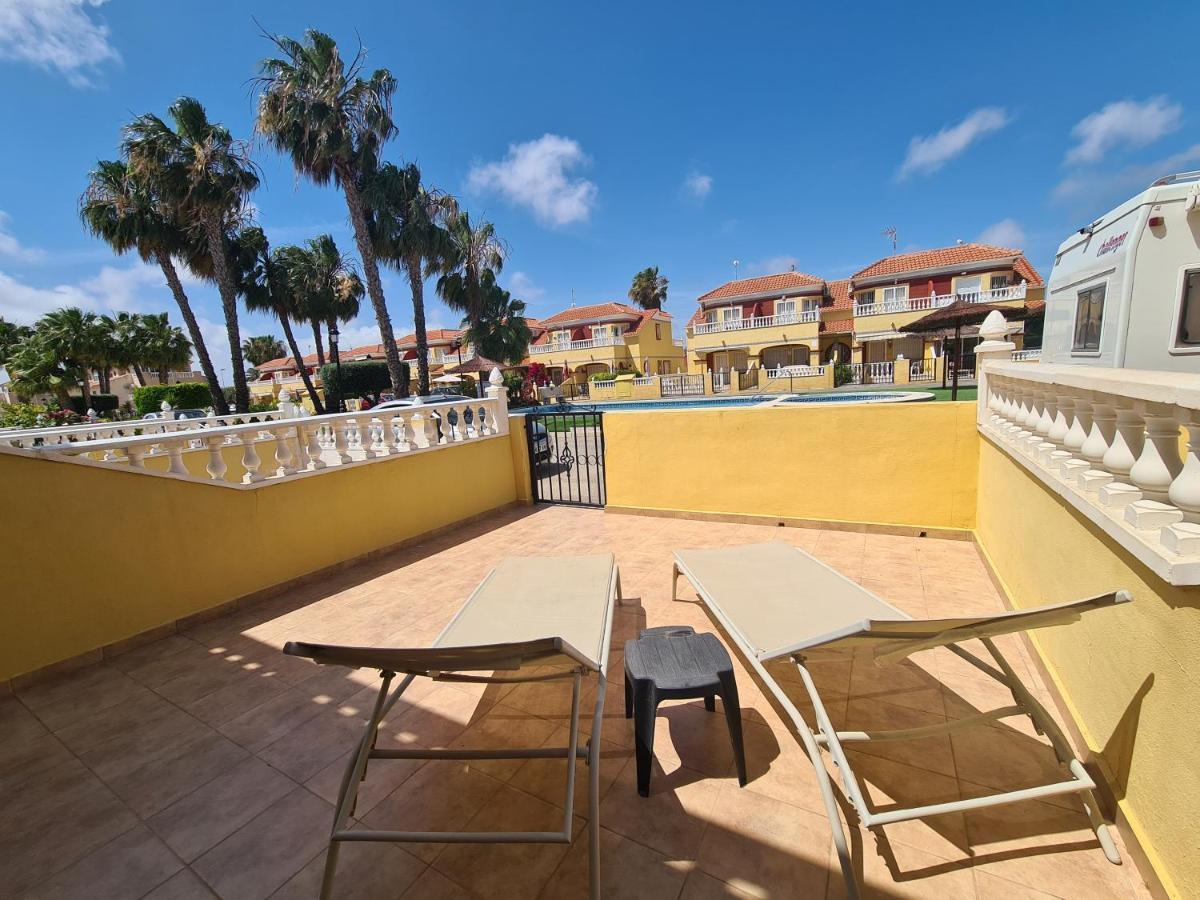 2 Bedroom Property In Closed Urbanisation Torrevieja Eksteriør bilde