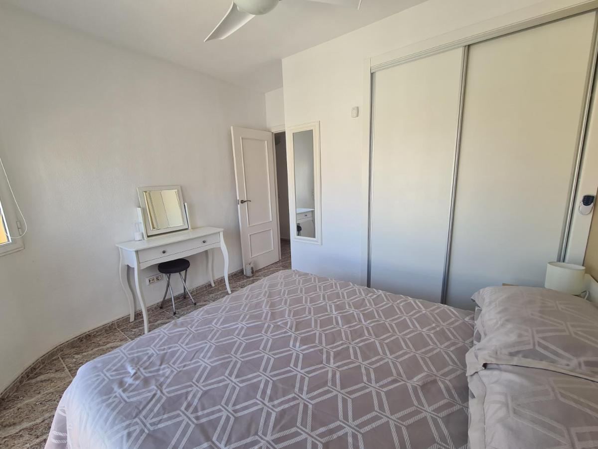 2 Bedroom Property In Closed Urbanisation Torrevieja Eksteriør bilde